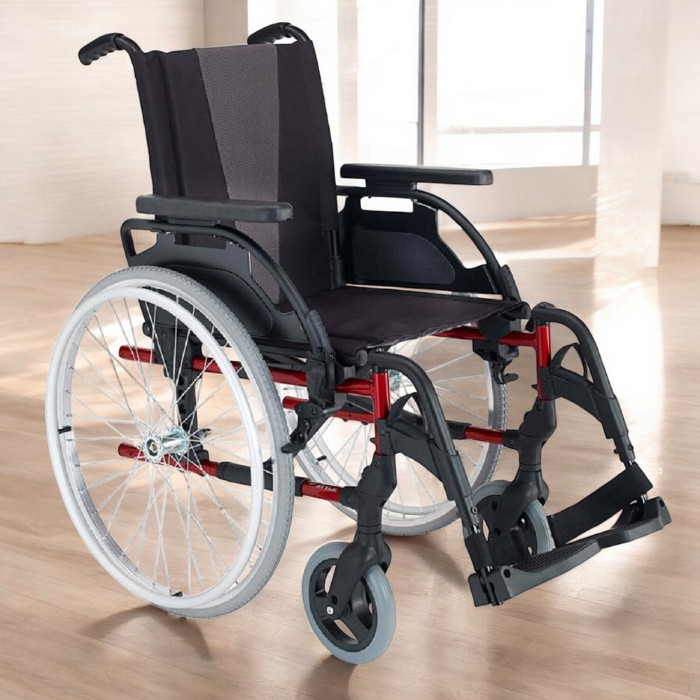 Breezy%20Style%20Tekerlekli%20Sandalye