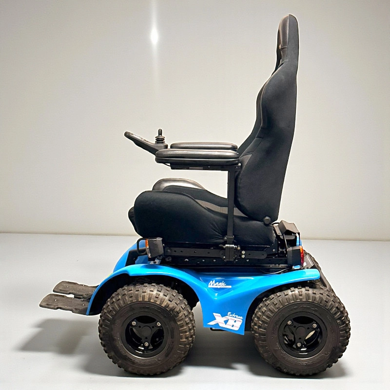 Magic%20Mobility%20Extreme%20X8%204x4%20Akülü%20Sandalye