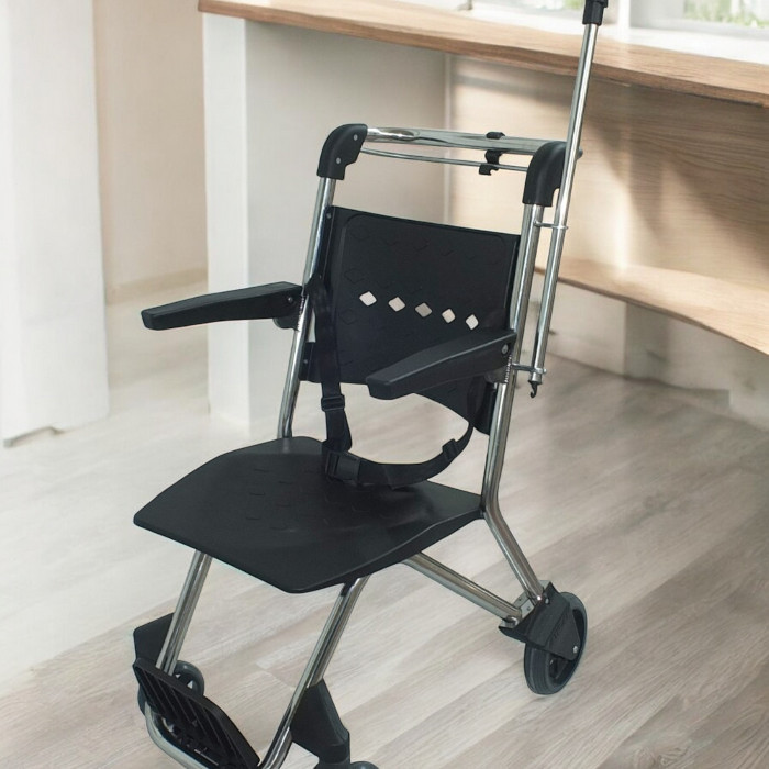 P007%20Carry%20İç%20İçe%20Geçebilen%20Hastane%20Tipi%20Transfer%20Sandalyesi