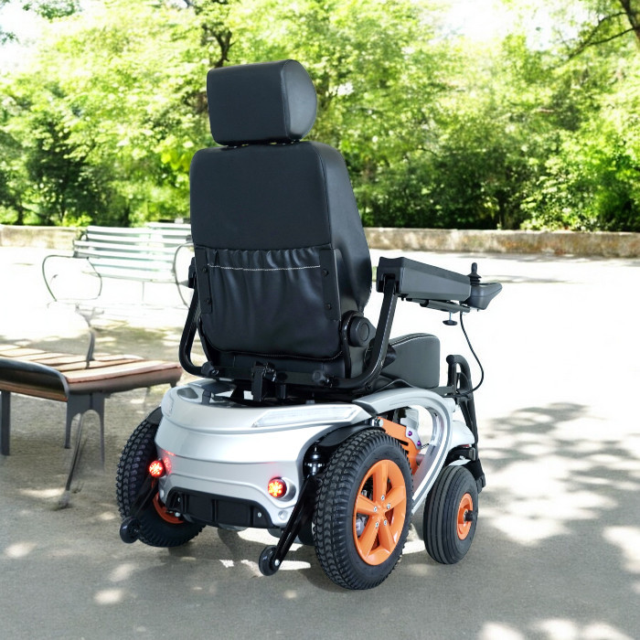 S240%20Akülü%20Tekerlekli%20Sandalye