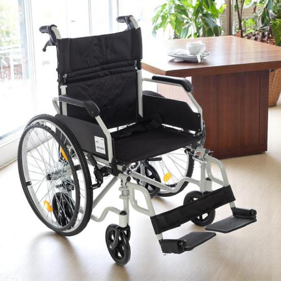Römer R224 Özellikli Alüminyum Manuel Tekerlekli Sandalye